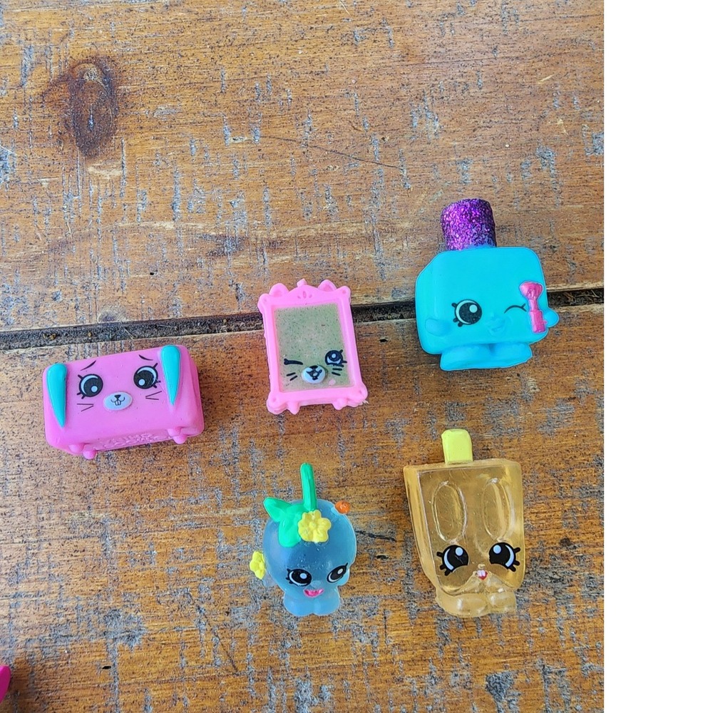 Lot of 5 Shopkins